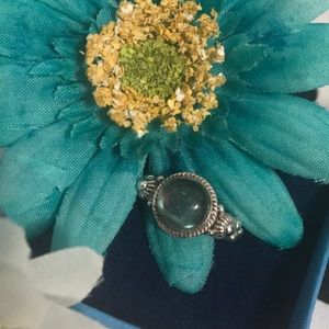 Size 8 Sterling Silver Vintage Ring